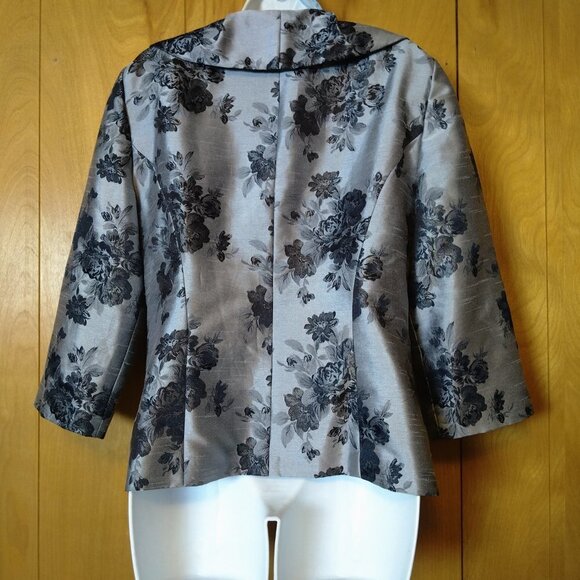 Jessica Howard Evenings Women's Size 12 Gray/Black Floral Sequin Jacket Party - Picture 7 of 7